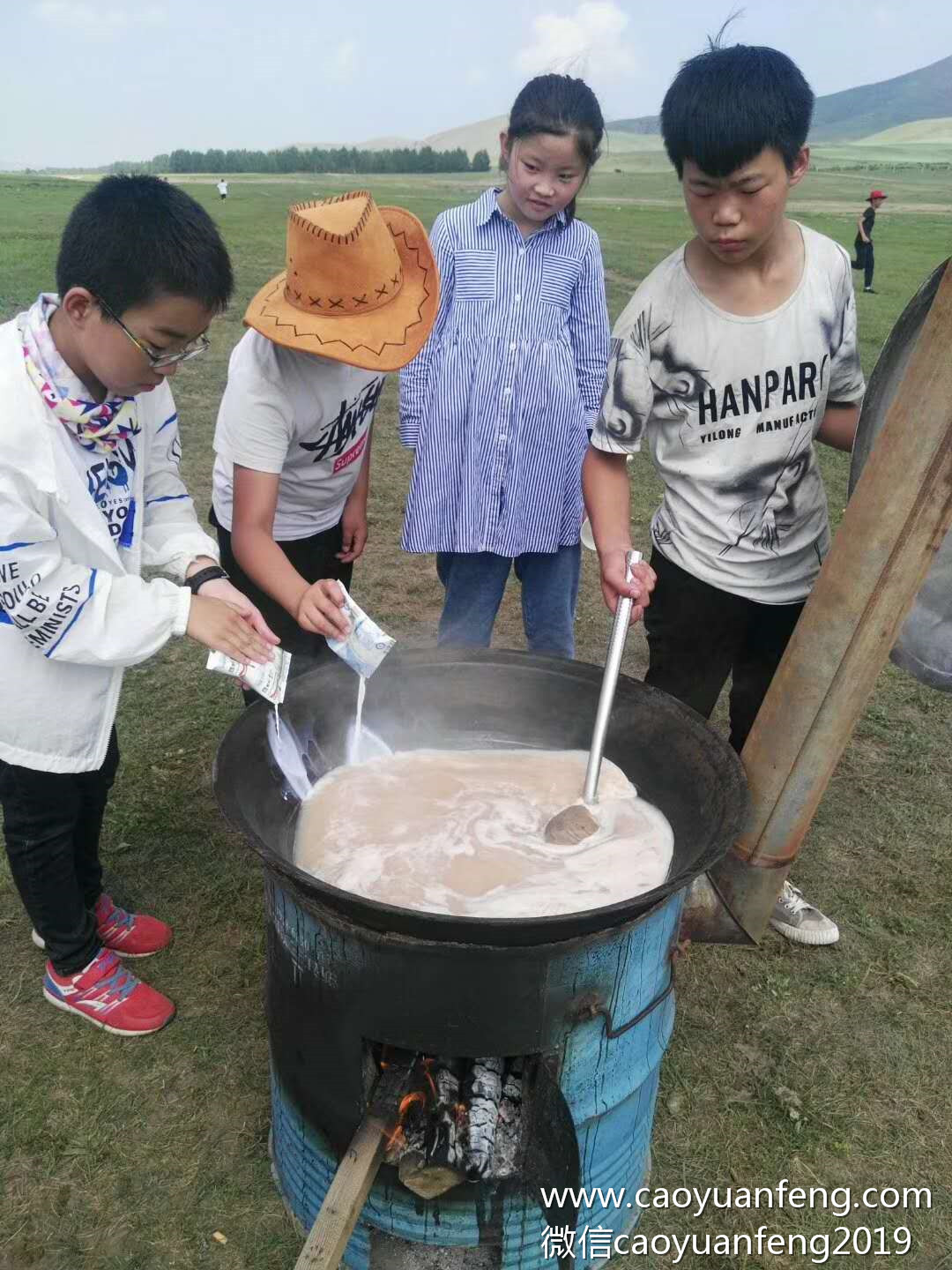 唐山博学教育草原成长夏令营