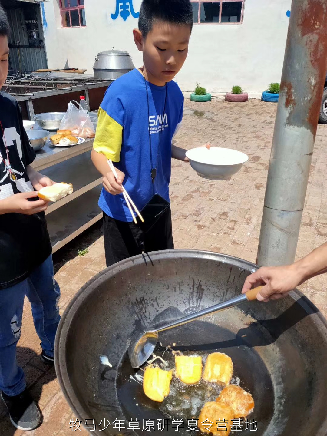 唐山蠢鱼亲子书屋草原夏令营